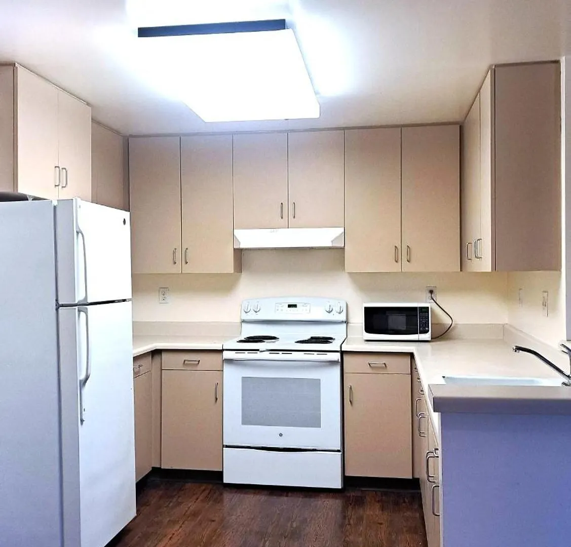 Loyola Marymount University Los Angeles Hostel